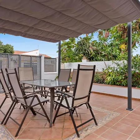 Holiday home Charming 3 Bedroom House With 2 Terraces